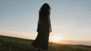 视频末尾慢慢变黑怎么剪辑